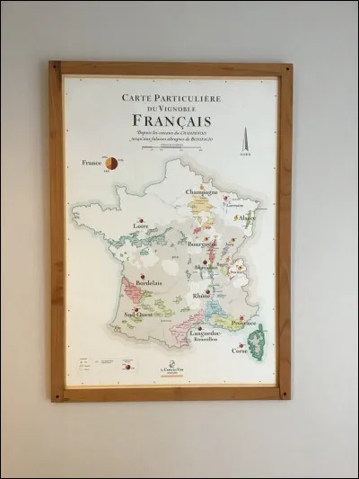 O&ugrave; se situe le vignoble des premi&egrave;res c&ocirc;tes de Bordeaux ?