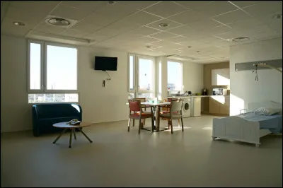L'unit&eacute; de ... de l'h&ocirc;pital a &eacute;t&eacute; r&eacute;nov&eacute;e