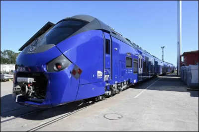 La SNCF a orthographi&eacute; en 2016 ''Dunquerque'' au lieu de...