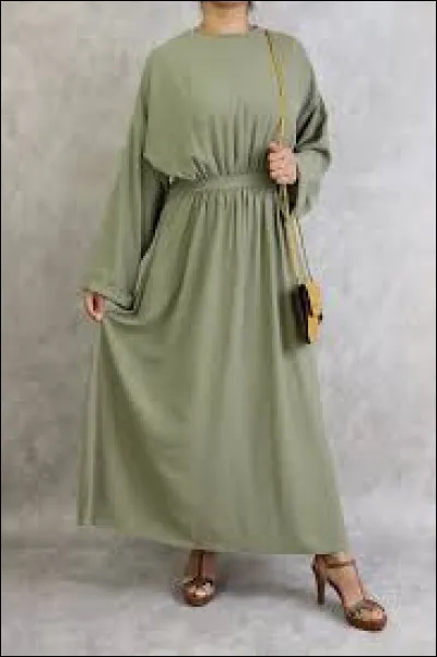 Comment traduit-on "robe" (le v&ecirc;tement f&eacute;minin) en anglais ?