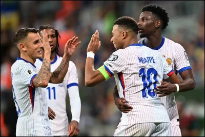 Contre qui la France ne jouera-t-elle pas &agrave; la phase de poules ?