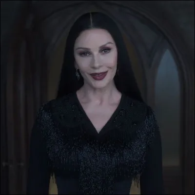 Qui joue Morticia Addams ?