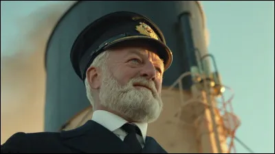 Qui &eacute;tait le capitaine du Titanic ?