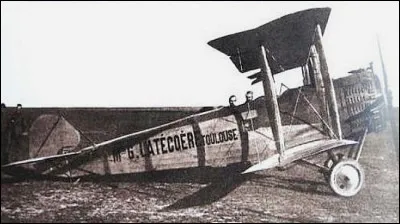 Quel est cet a&eacute;roport historique base des d&eacute;parts de l'a&eacute;ropostale dans les ann&eacute;es 30 ?