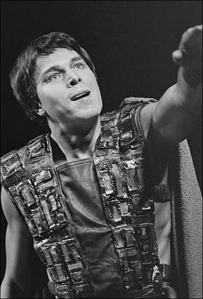 Qui est cet acteur enfant du pays ?