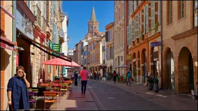 Quel est le surnom la ville ?