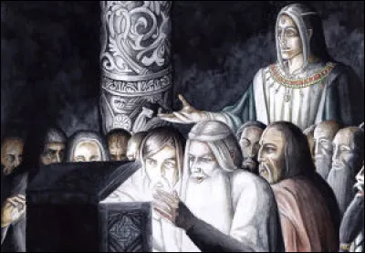Quel objet Thingol fait-il modifier par les artisans nains afin d'y sertir le Silmaril ?