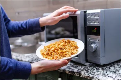 L'invention du four &agrave; micro-ondes est un exemple classique de s&eacute;rendipit&eacute;, c'est-&agrave;-dire...
