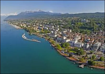 Quelle commune se situe en Haute-Savoie ?
