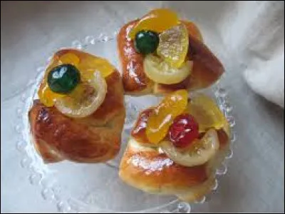 De quelle ville l'all&eacute;luia, p&acirc;tisserie en p&acirc;te &agrave; choux, glac&eacute;e de losanges en ang&eacute;lique est-elle une sp&eacute;cialit&eacute; ?