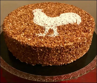 Quel est le nom de cette p&acirc;tisserie toulonnaise &agrave; base de meringue, d'un m&eacute;lange de cr&egrave;me chantilly et cr&egrave;me p&acirc;tissi&egrave;re glac&eacute;e, parfum&eacute;e de praline et de moka ?