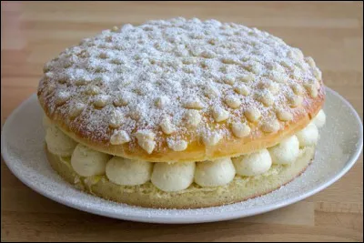 Quelle est cette brioche parsem&eacute;e de sucre en grains, fourr&eacute;e d'un m&eacute;lange de cr&egrave;me p&acirc;tissi&egrave;re et cr&egrave;me au beurre, aromatis&eacute;e &agrave; la fleur d'oranger ?