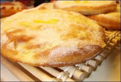 Quel est le d&eacute;partement de la tarte &agrave; suc, galette garnie au sucre et au beurre ?