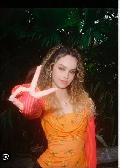 Pour commencer, quel est son nom complet ?