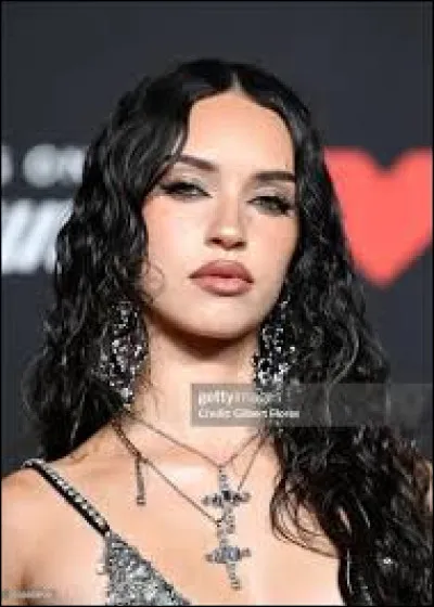 Et depuis quand fait-elle de la danse ?