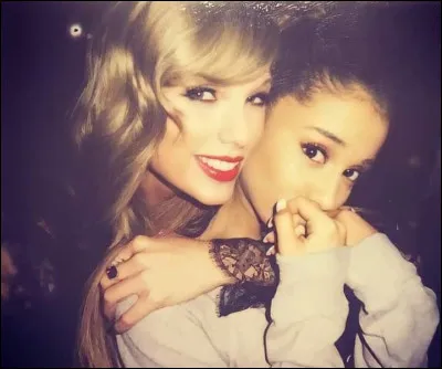 Laquelle des deux a sorti sept albums ?