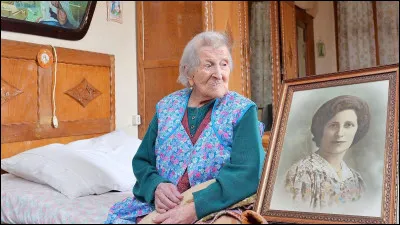 En quelle ann&eacute;e est morte la derni&egrave;re personne dont la naissance av&eacute;r&eacute;e &eacute;tait au XIXe si&egrave;cle ?