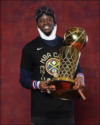 Quelle est l�&eacute;quipe qui a re&ccedil;u le plus de titres ?