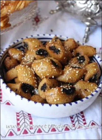 Pour son anniversaire, j'offre un g&acirc;teau &agrave; Cha&iuml;maa, quel est le nom de cette p&acirc;tisserie ?