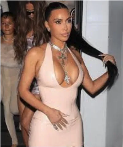 Quel est le pr&eacute;nom de l'actrice, femme d'affaires et mannequin am&eacute;ricaine du nom de Kardashian ?