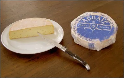 Pour finir, ce fromage fermier est bien fabriqu&eacute; par les moines d'une abbaye. C'est le...
