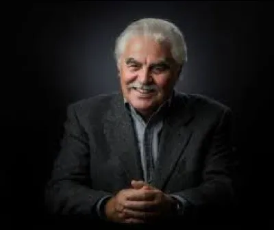 Acteur moins connu, Serge Papagalli joue dans ...