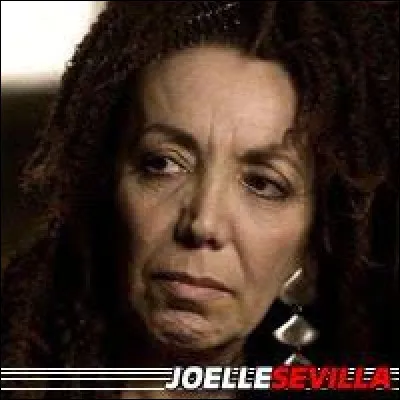 D'apr&egrave;s-vous Jo&euml;lle S&eacute;villa joue ...