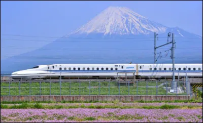 Quel moyen de transport est l�&eacute;quivalent du TGV au Japon ?