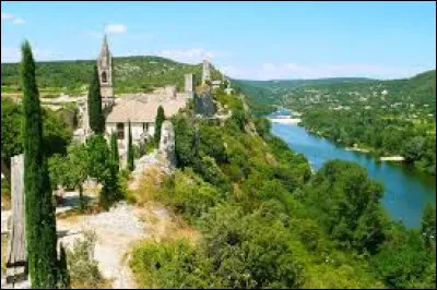 Dans quelle r&eacute;gion ce d&eacute;partement se trouve-t-il ?