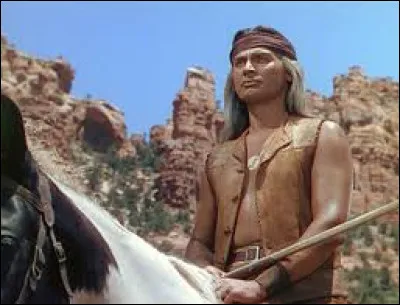 Il est Cochise dans "la Fl&egrave;che bris&eacute;e" :