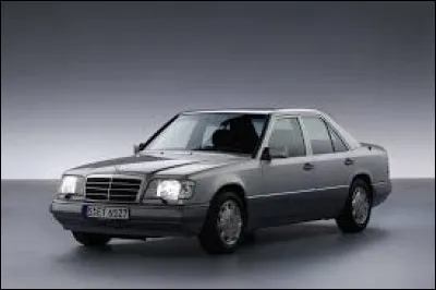 Quel est le nom de cette voiture ?