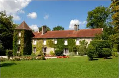 Quel est le nom de l'ancienne r&eacute;sidence personnelle de Charles de Gaulle ?