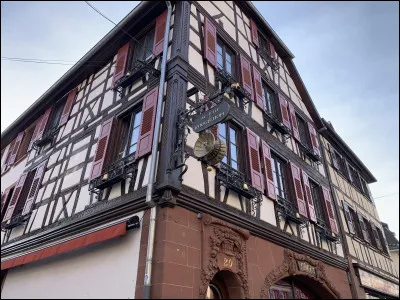 Le kougelhopf est-il une p&acirc;tisserie ou un plat sal&eacute; ?