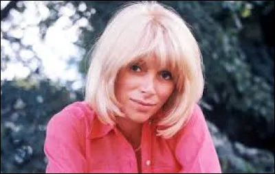 &Agrave; votre avis, dans quel(s) film(s) appara&icirc;t Mireille Darc ?