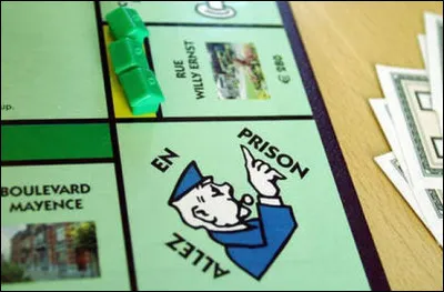 Dans quel jeu de soci&eacute;t&eacute; trouve-t-on cette case ?