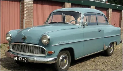 Quel est le nom de ce mod&egrave;le produit par Opel de 1953 &agrave; 1957 ?