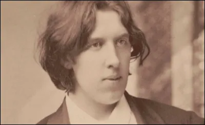 Dorian Gray est un personnage cr&eacute;&eacute; par Charles Dickens au XIXᵉ si&egrave;cle.