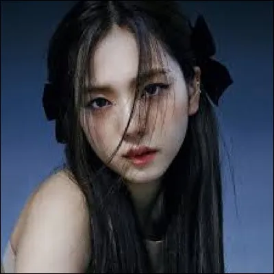 Quel &acirc;ge a-t-elle ?