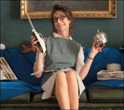 Dans le film "Marie-Francine", quel acteur interpr&egrave;te le mari de Marie-Francine qu'il abandonne pour une femme plus jeune ?