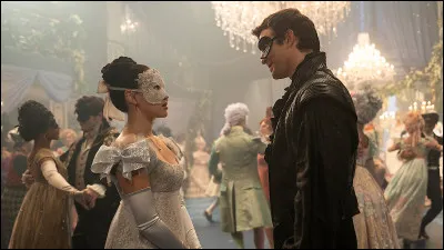 Comment les demi-s�urs de Sophie &eacute;taient-elles habill&eacute;es au bal ?