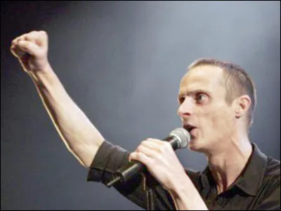 Qui est ce chanteur, auteur-compositeur et interpr&egrave;te du titre ''Janvier'' ?