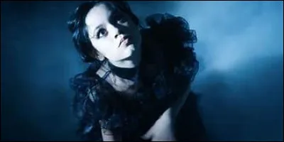 Quelle particularit&eacute; avait Jenna Ortega lors de la fameuse danse dans ''Wednesday'' ?