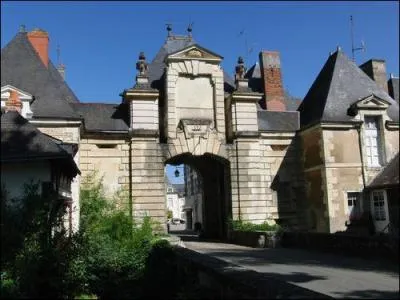 Quelle ville fut cre au XVIIe sicle par un homme d'tat franais ?