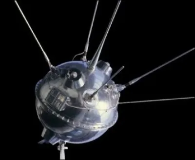 En janvier 1959, l'URSS effectue le premier survol de la Lune.