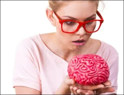 On la dit idiote et parfois 3 fois !