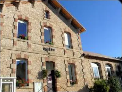 Je vous emm&egrave;ne en Occitanie, &agrave; Goujounac. Village de l'arrondissement de Gourdon, il se situe dans le d&eacute;partement ...