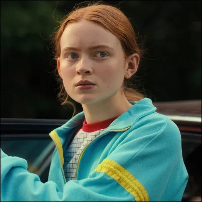 Avec qui Max est-elle en couple ?