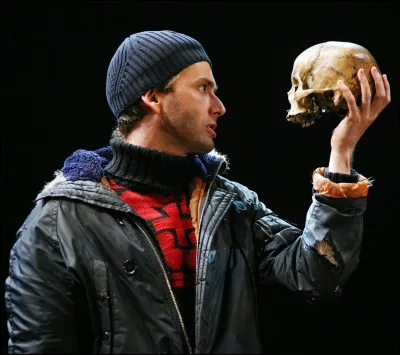 Qui a &eacute;crit la pi&egrave;ce "Hamlet" ?