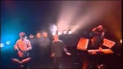 Chanson des Inconnus : Isabelle a les yeux ___