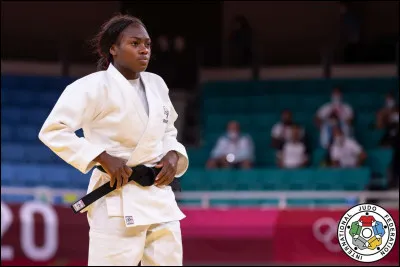 Clarisse Agbegnenou a &eacute;t&eacute; sacr&eacute;e championne olympique en individuel et par &eacute;quipes.